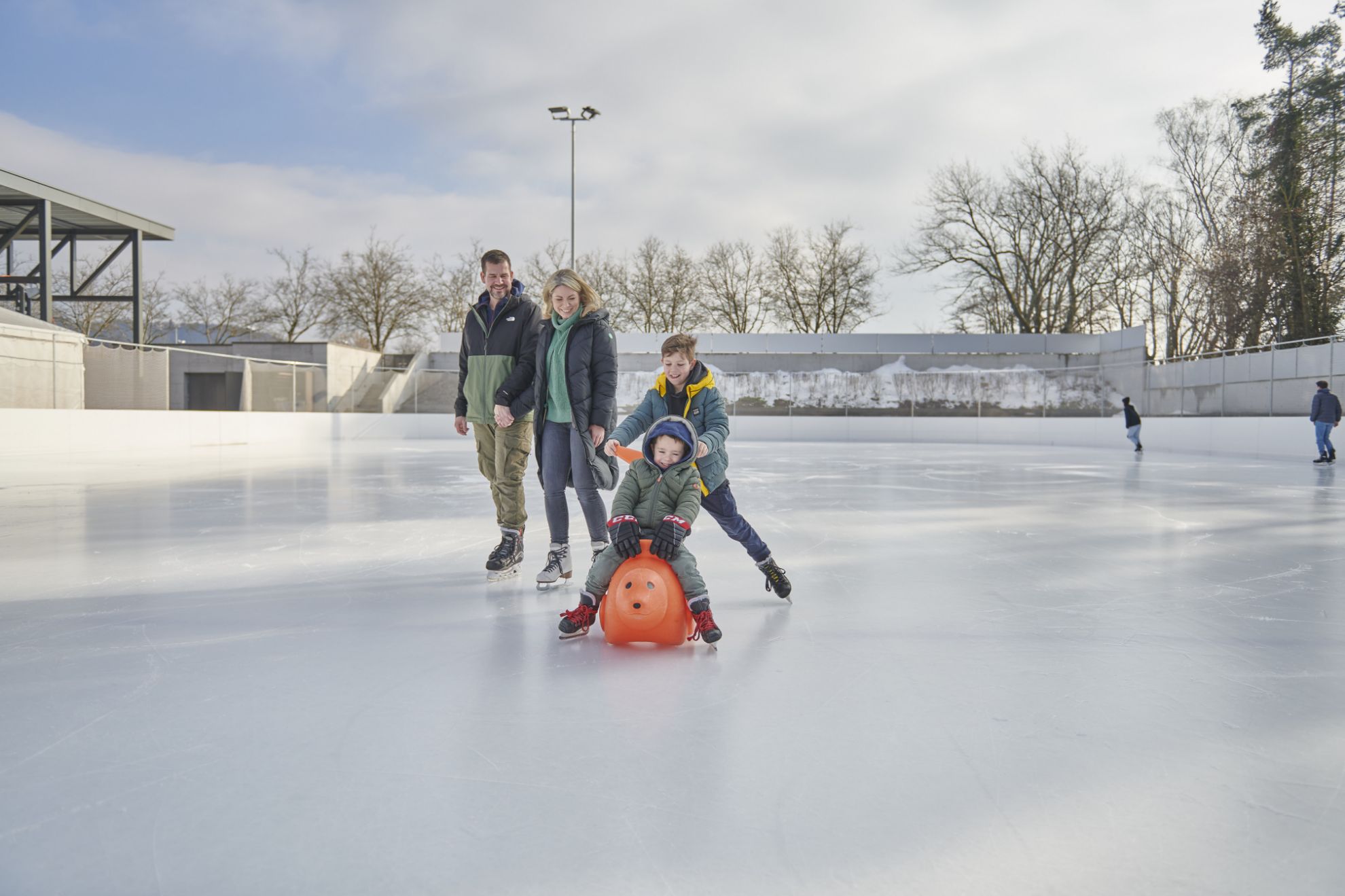 Eiszauber und glitzernde Kufen