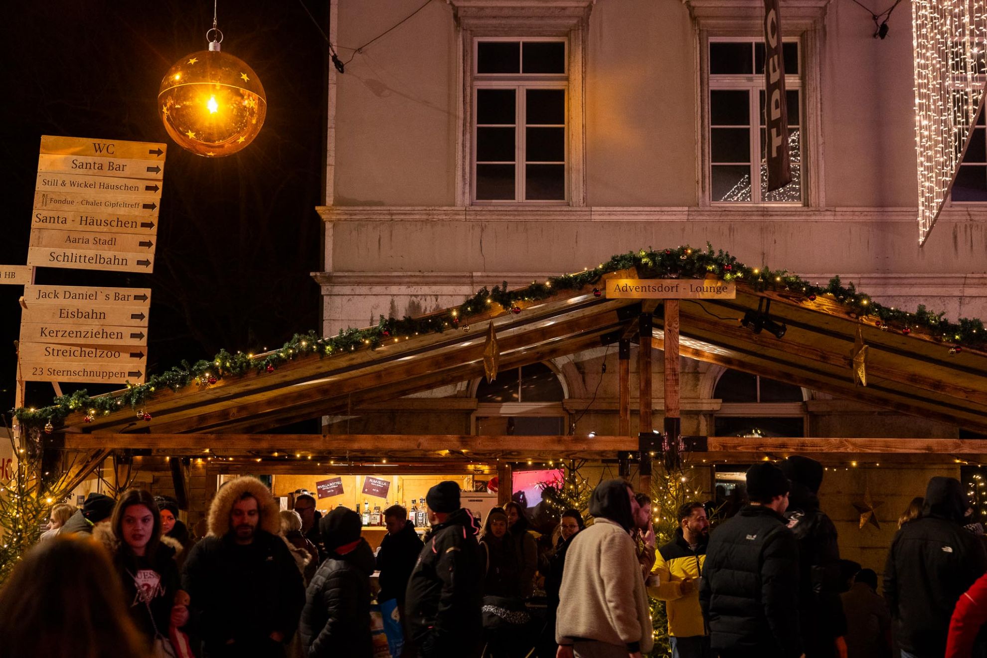 Weihnachtsduft und Lichterglanz